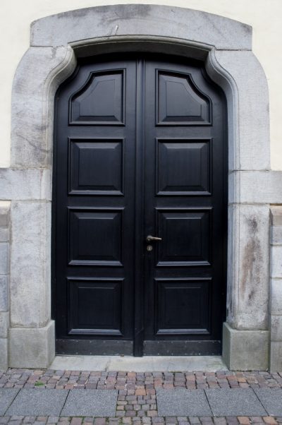 Sankt Johannes Kircheneingang