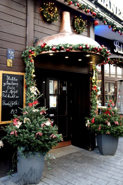 Santa`s Bar